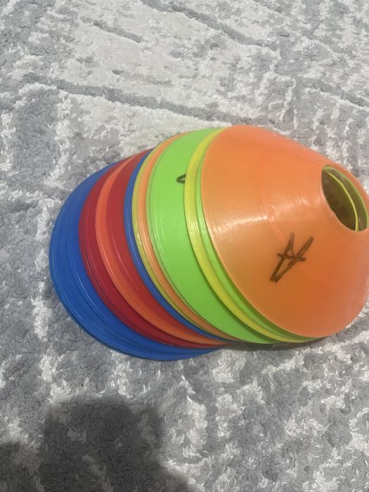 Фишки для футбола 17шт