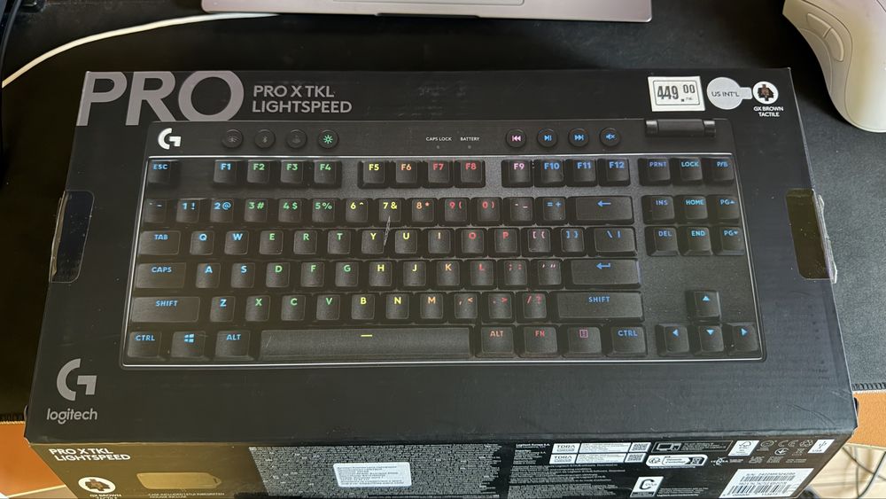 Logitech Pro X TKL Lightspeed 1 година гаранция