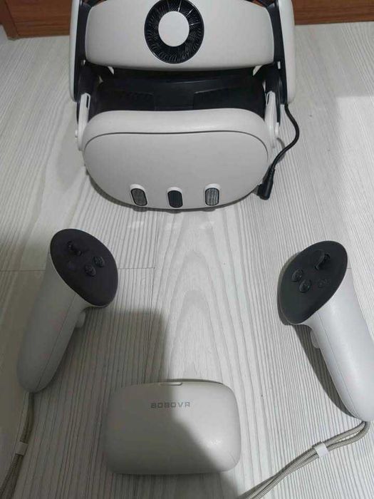 Quest 3 128 GB +Bobovr s3Pro head strap+kiwi facial interface+кабел 5М