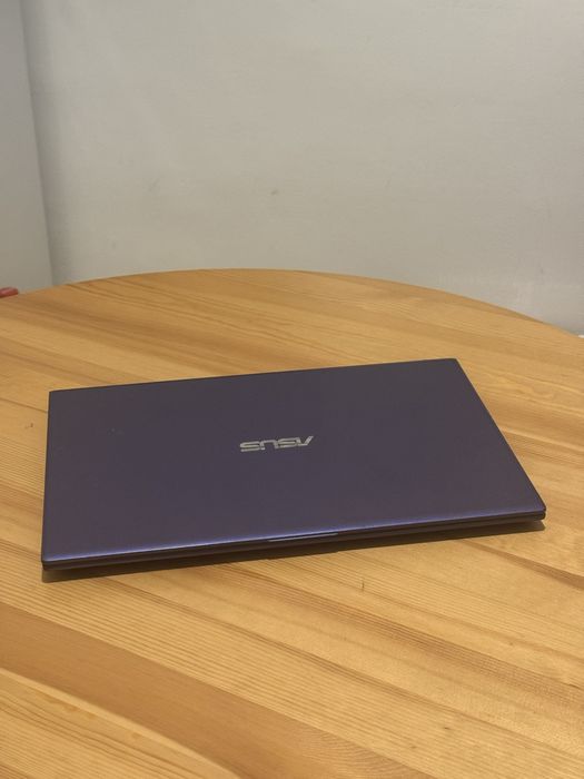 ASUS Vivobook 15 | Intel i7-8565U | 8GB RAM | 1TB SSD ADATA SX8200 Pro