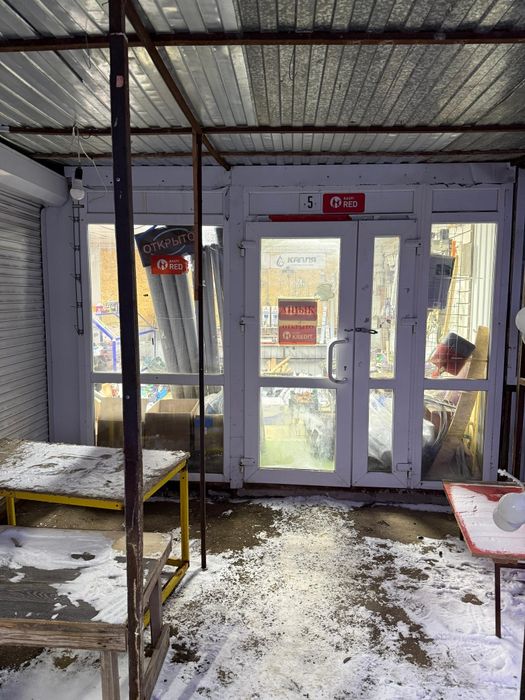 Продам пластиковое окно с дверью