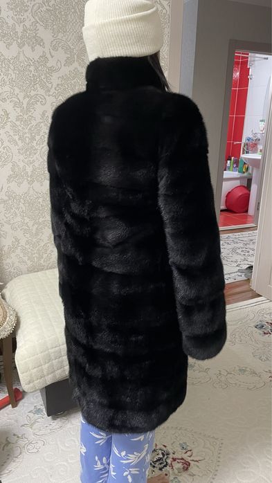 Продам норковую шубу
