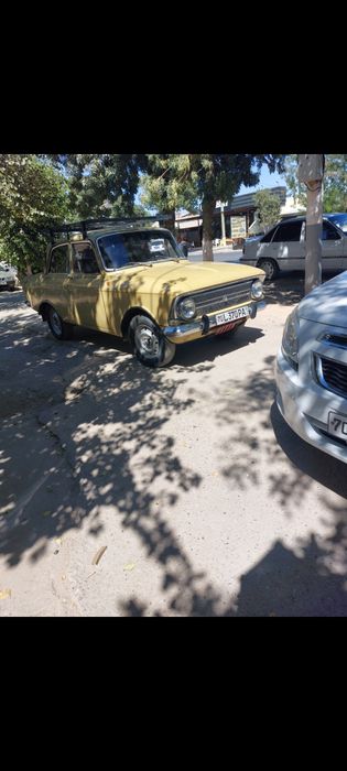 Moskvich sotiladi holati yaxshi narxi 600$