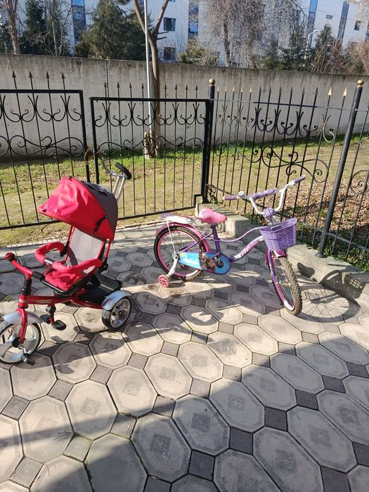 Велоколяска и велосипед