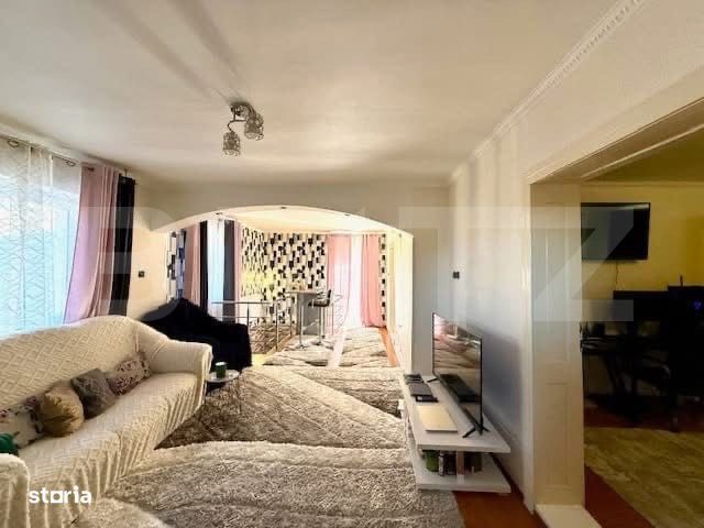 Casa cu 5 camere si un teren de 700 mp