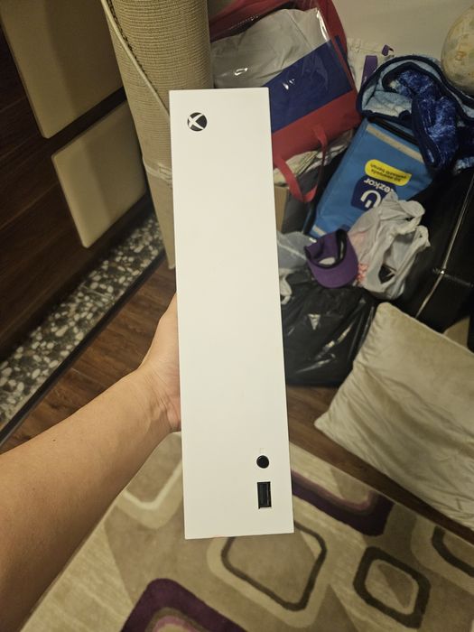 Продам Xbox series s