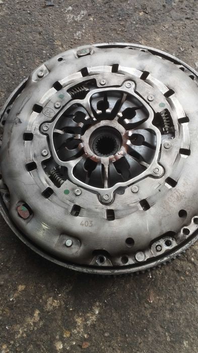 Демпферен маховик и притискателен диск за Рено 1.9 dci Renault