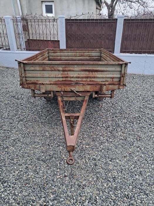 Remorcă cu basculare 1 axă
