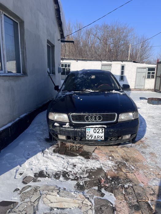 ауди а 4 1.6 продам