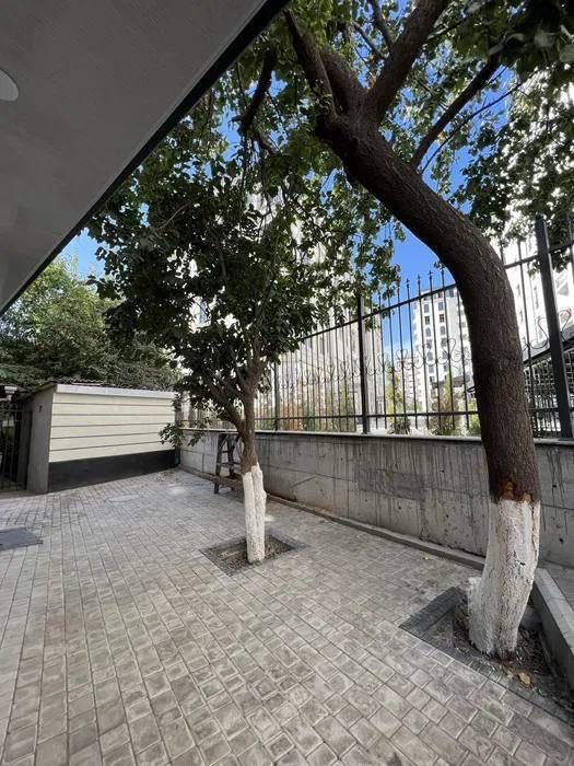 Аренда Офис, Гидрометцентр 95м2