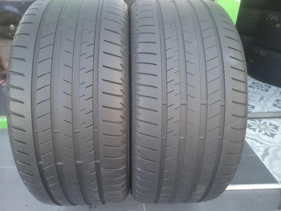 275 35 21  Anvelope de vară Bridgestone  Runflat  Dot 40.21