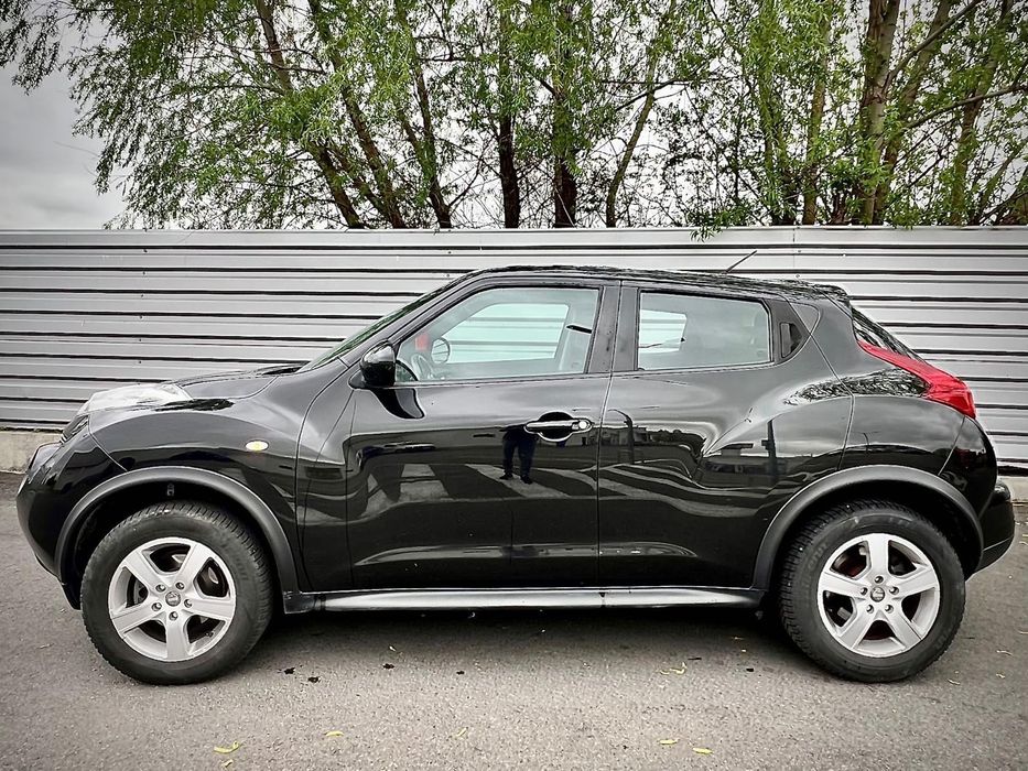 Mașina Nissan Juke