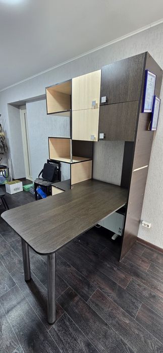 Продам стенку в офис