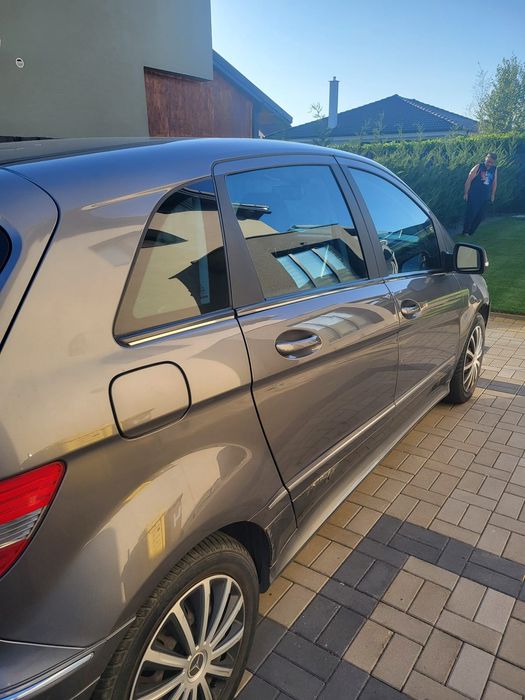 MERCEDES-BENZ B-Class 2010 — imagine 3