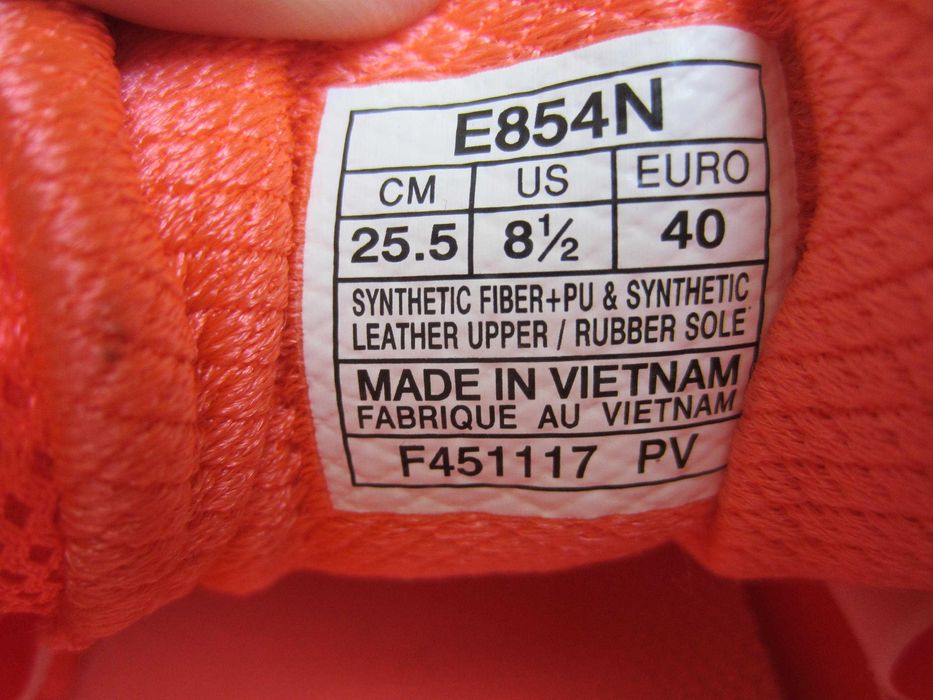 Asics dama Tenis,Gel Sollution Speed3,mas. EUR=40,USA8,5,CM25,5,ca noi