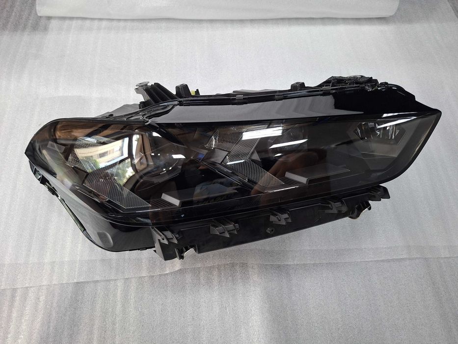 Нов Оригинален Ляв Фар BMW X5 G05 X6 G06 Facelift Full Led Black - 5A5D2E4 - Европа