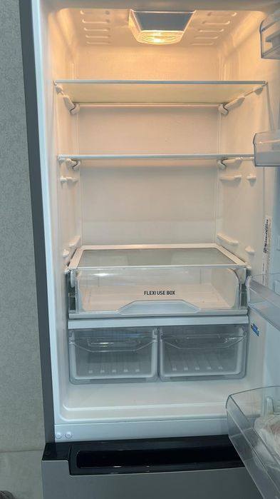 Холодильник Indesit