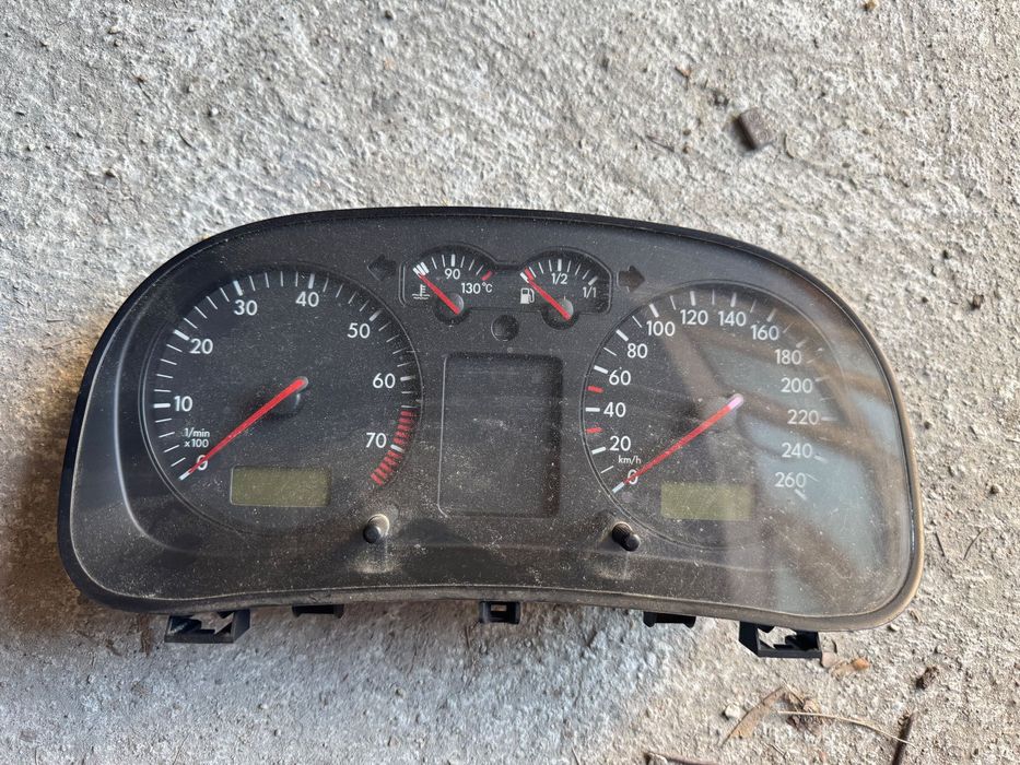 VW на части 1.6i