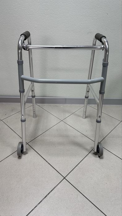 Ходунки для взрослых