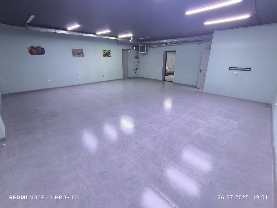 Сдам  цокольное помещение 65