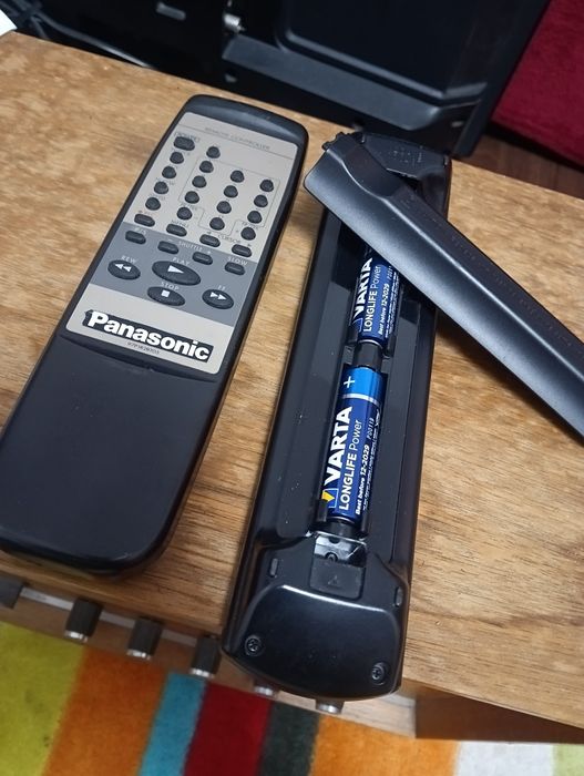 Telecomanda pentru video VHS PANASONIC NV65 și TV