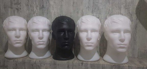 Маникен оригинал