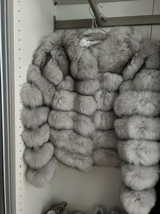 Haina de blana naturala vulpe argintie/ bej