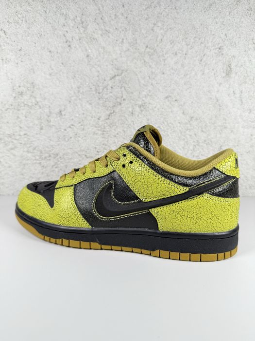Nike Dunk Low Retro QS Halloween Skull