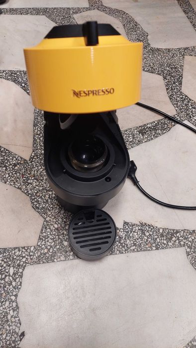 Кафе машина NESPRESSO VERTOU