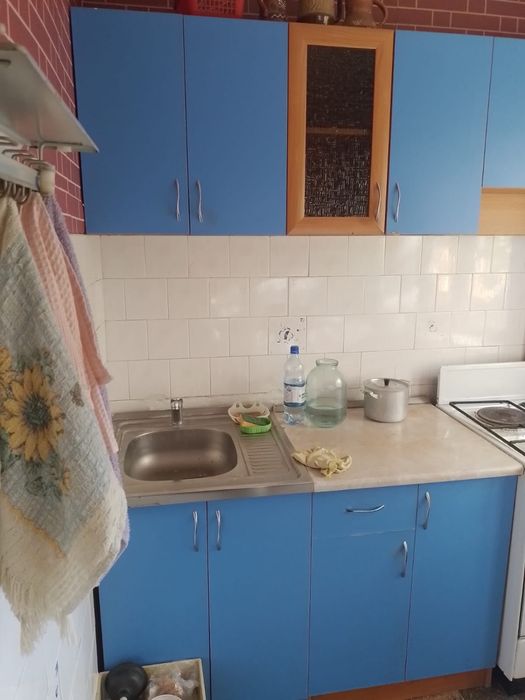 Кухонный гарнитур , кухня бесплатно отдам