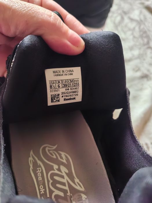 Дамски оргинални маратонки Reebok pump fury
