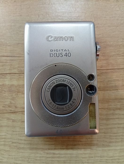 Фотоапарат Канон IXUS 40