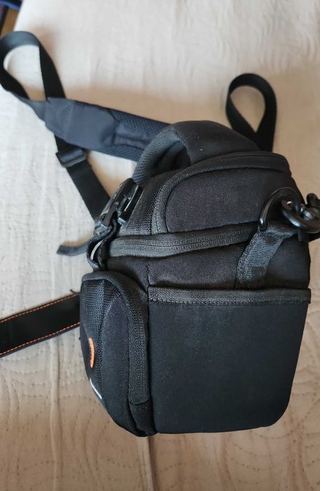 Vand geanta foto Vanguard UP-Rise 18 II, culoare negru, NOU.