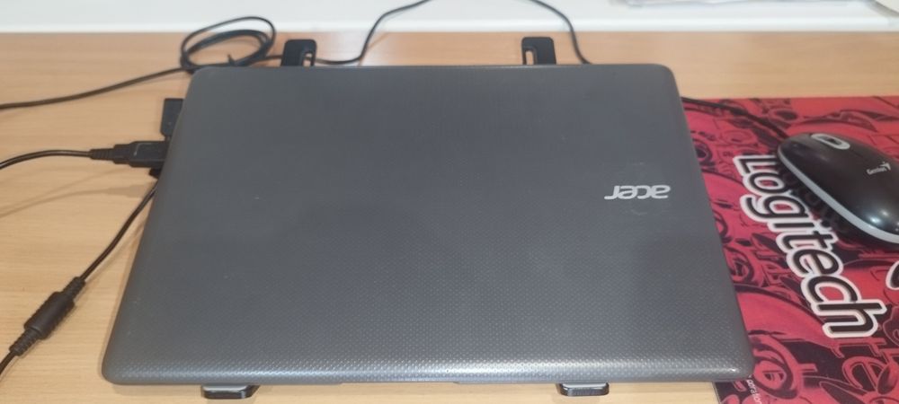 Продам Нетбук Acer