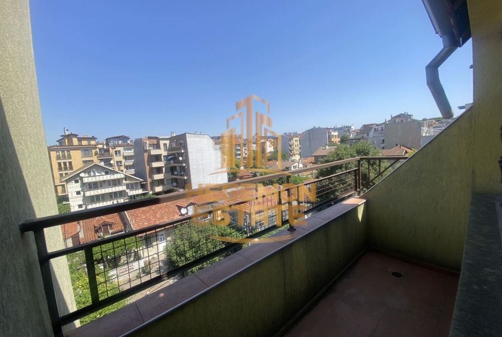 Продава се Двустаен апартамент в Варна, Погреби - 96 кв.м за 1403 €/кв.м - Снимка #6