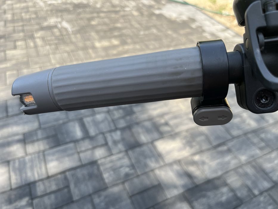 Trotineta Navee S40