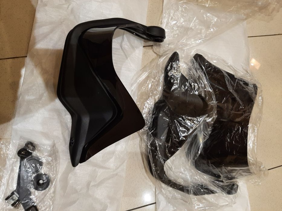 Продавам ветробрани за Honda 750 NC