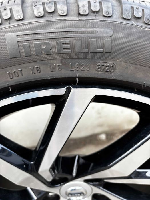 Set 4 anvelope Pirelli Winter Sottozero 3 235 45 R18 ci389