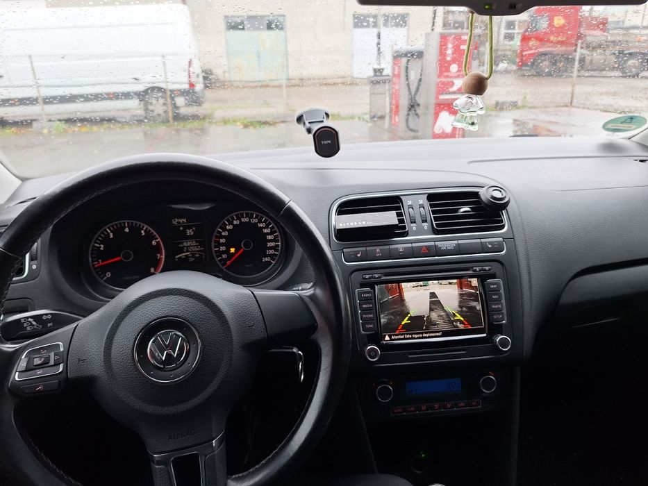 Vând vw polo 1.2 2011