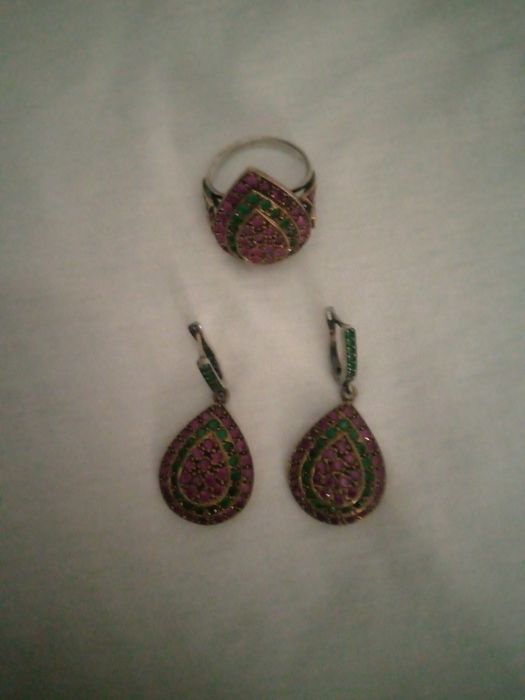 Винтажная бижутерия.