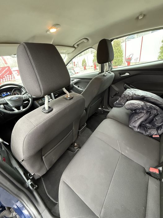Ford Focus , Albastru , 2015 ,1.0 Benzina 125CP ,Accept si Variante