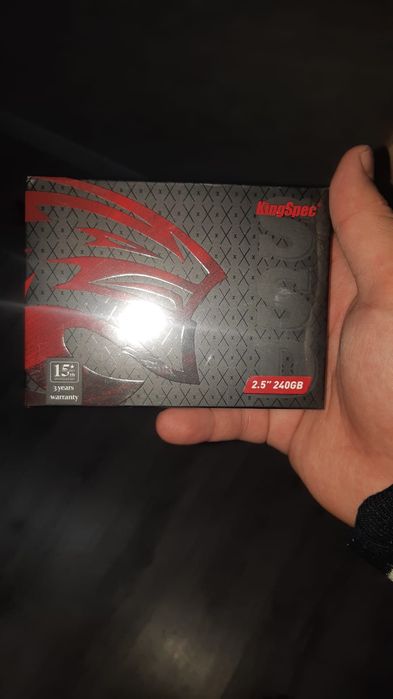 SSD диск на 240гб