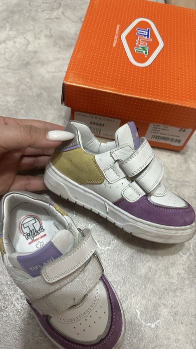 Крассовки для девочек, 24 размер. Размер в размер