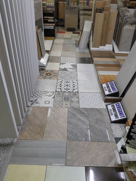 Плитка керамическая, керамогранит,мозаика