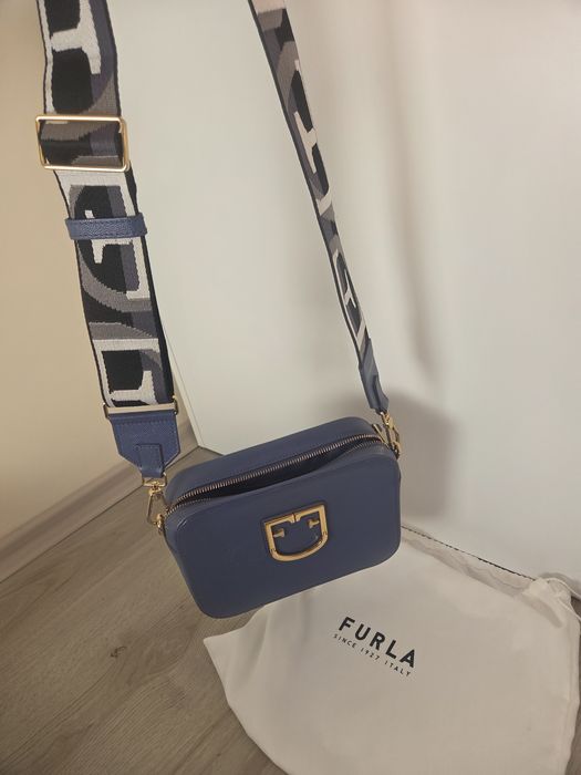 Чанта Furla в син цвят
