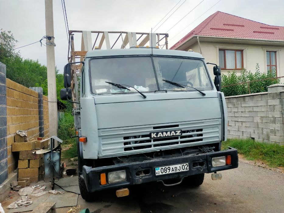 Продам КамАЗ бортовой тент