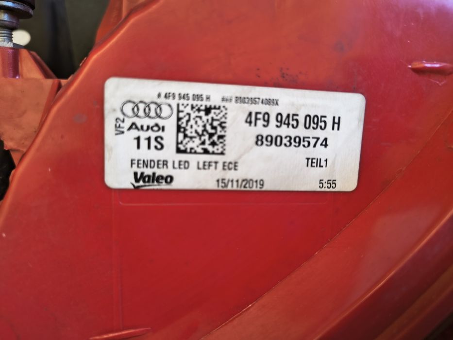 stop led Audi A6 C6 break stânga aripa