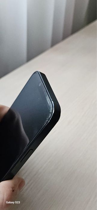 IPhone 14 в черном цвете