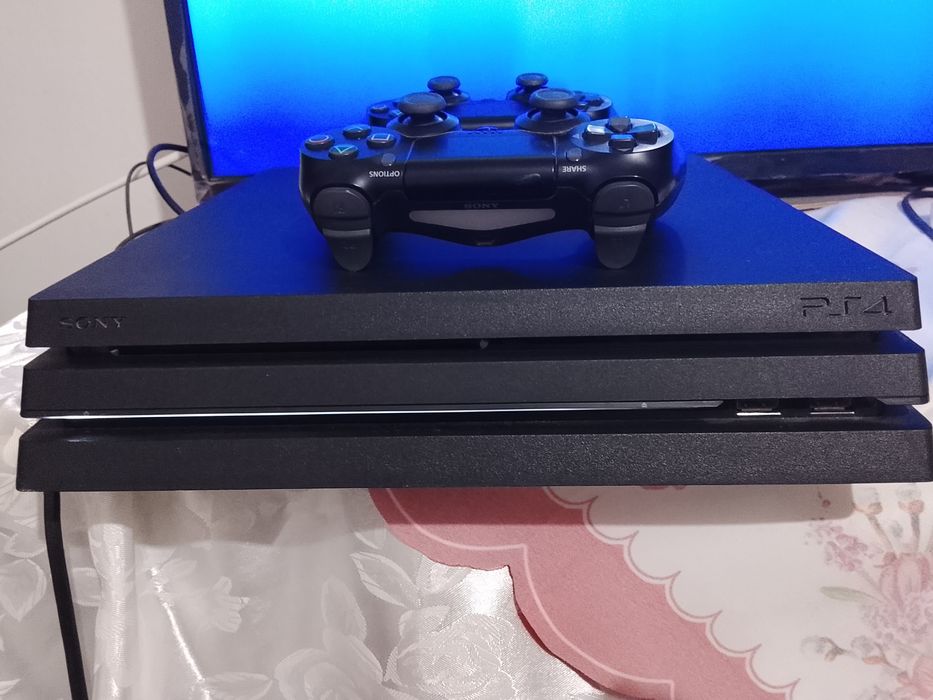 PS 4 pro cu jocuri