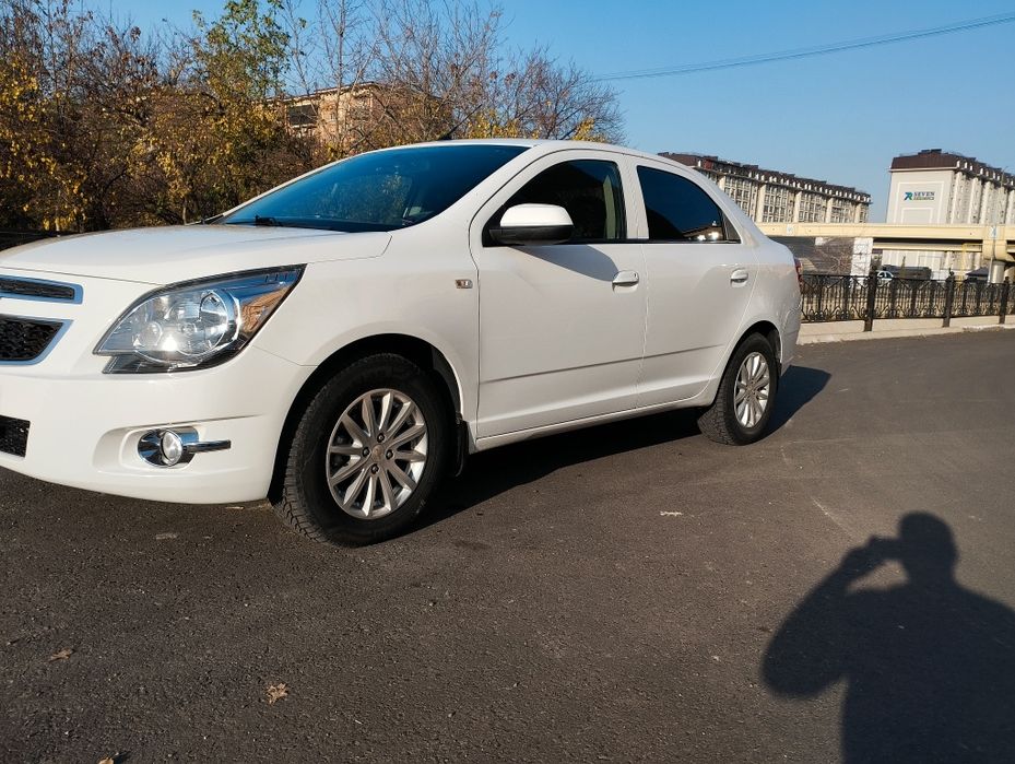 Автомашина Кобалт